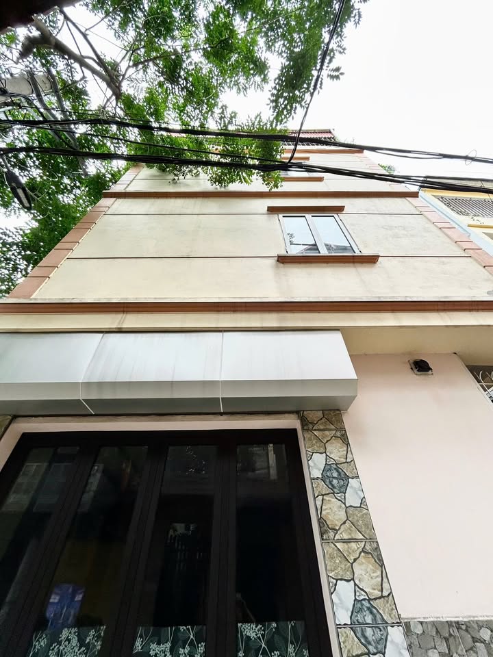 Nhà đẹp Xuân Đỉnh 43m² giá thỏa thuận - Ô tô đỗ cửa, gần Công Viên Hoà Bình!