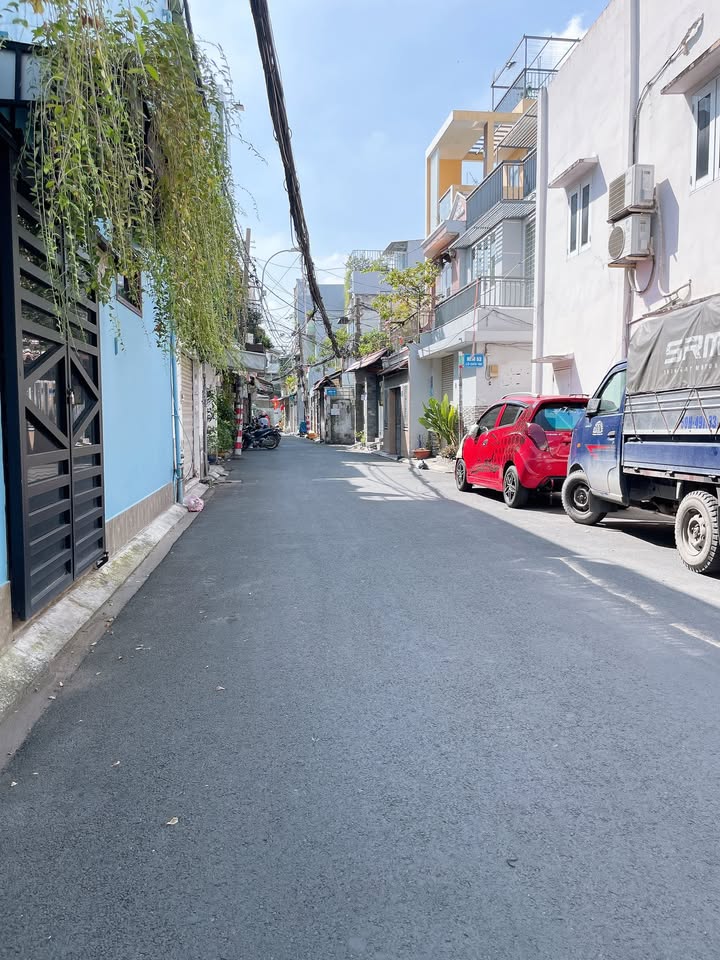 Nhà phố Tân Quý, Tân Phú 51m² giá 5 tỷ - Gần AEON Mall, dọn vào ở ngay!