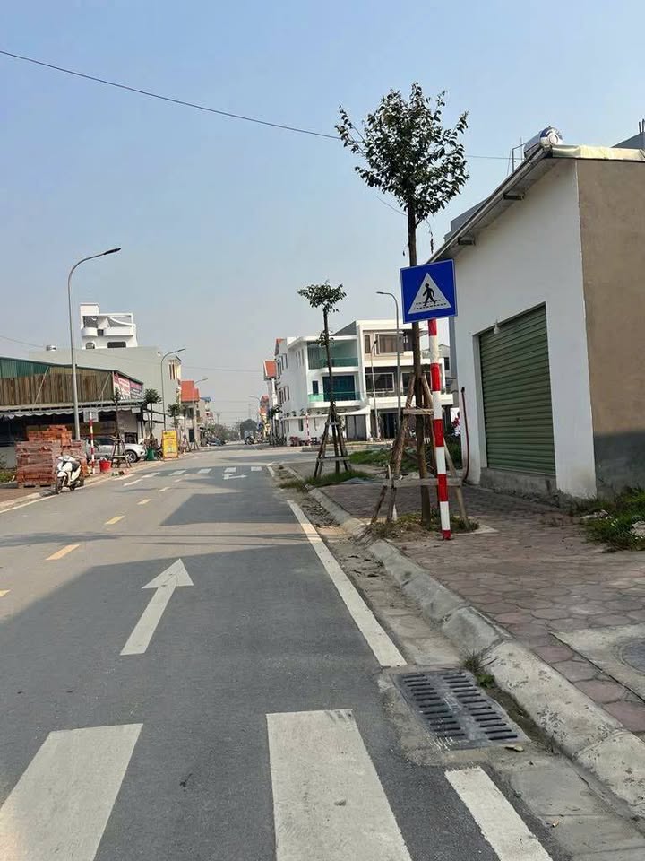 Nhà mặt đường đôi Xâm Động, Vân Tảo 80m² - Cơ hội đầu tư sinh lời!