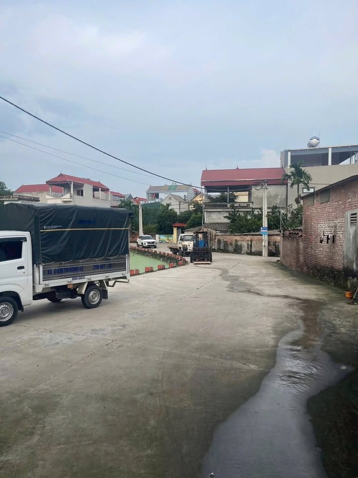 Đất nền Phúc Hòa, Phúc Thọ 54m² giá 2 tỷ - Đường thông, ô tô vào tận nơi!