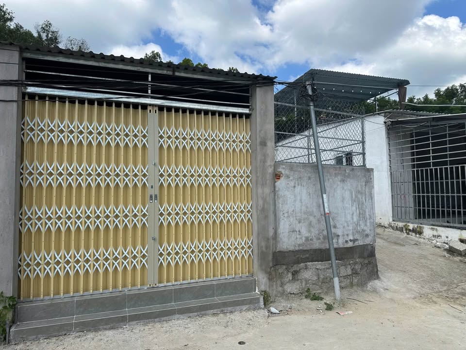 Nhà bán gấp Phước Đồng, Nha Trang 90m² giá 900 triệu - Sổ đỏ chính chủ!