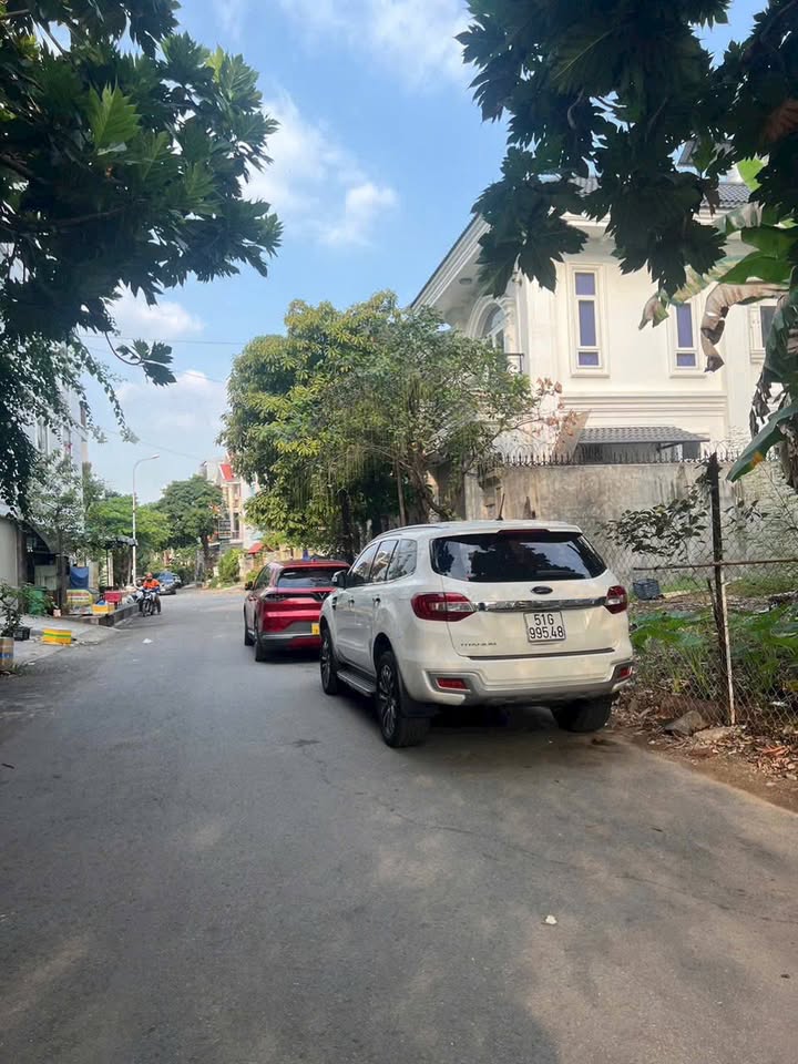 Đất nền Hiệp Bình Chánh, Thủ Đức 122m² giá 15 tỷ - Đầu tư sinh lời lý tưởng!