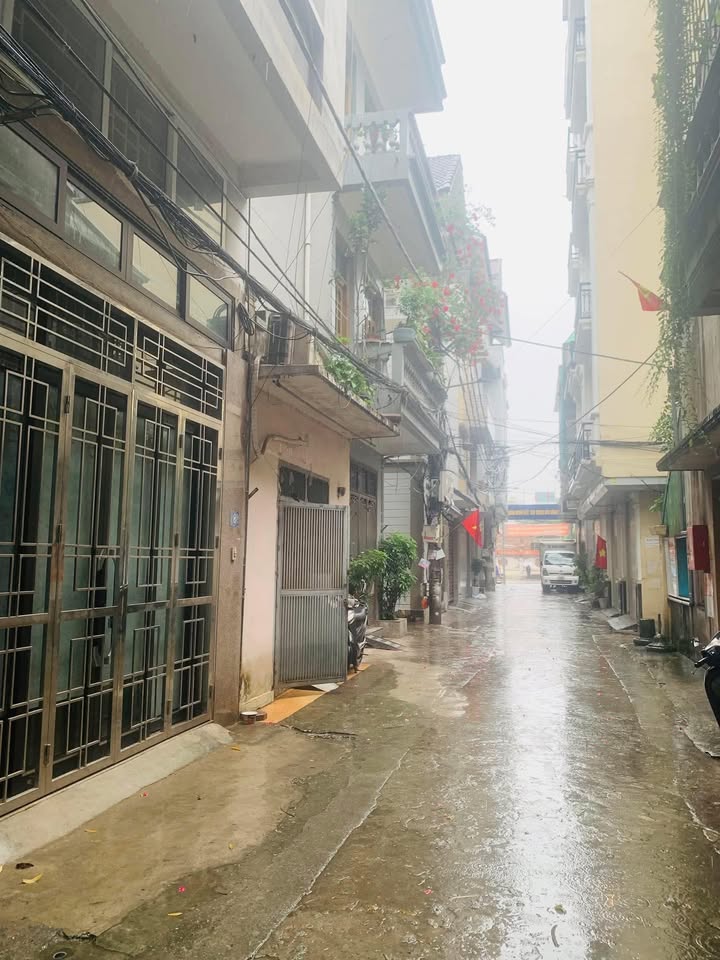 Nhà nguyên căn Ngõ 81 Vạn Phúc, Hà Đông 50m² giá 14 triệu - Chính chủ cho thuê lâu dài!