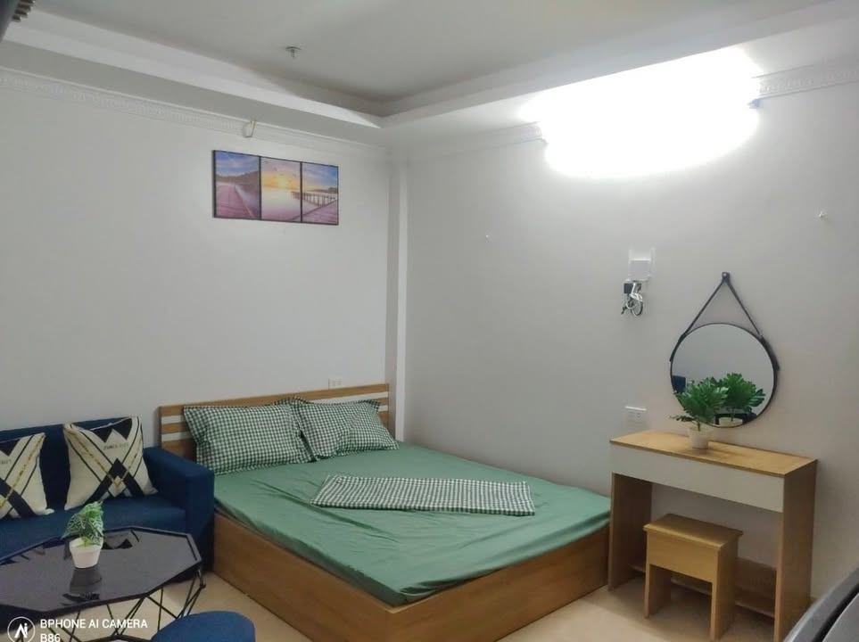 Căn hộ cao cấp đường Trần Quốc Vượng, Cầu Giấy 20m² - An ninh tốt, đầy đủ nội thất!