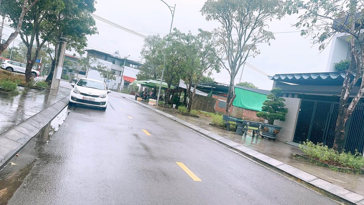 Đất mặt tiền đường Tống Duy Tân, Liên Chiểu, Đà Nẵng - 126m², vị trí đắc địa gần công viên!