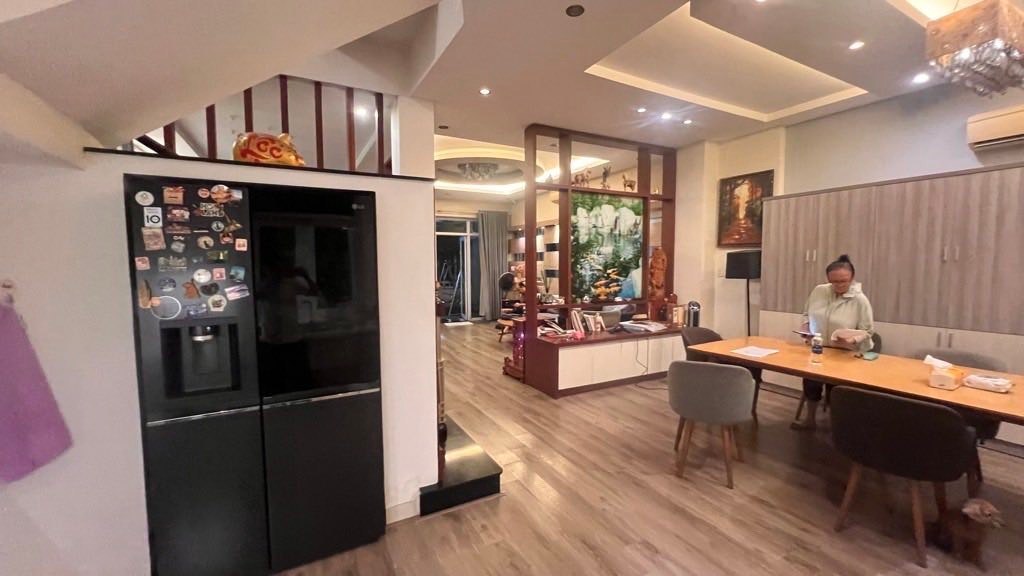 Nhà riêng Tân Phú 126m² giá 15 tỷ - Khu biệt thự sang trọng!