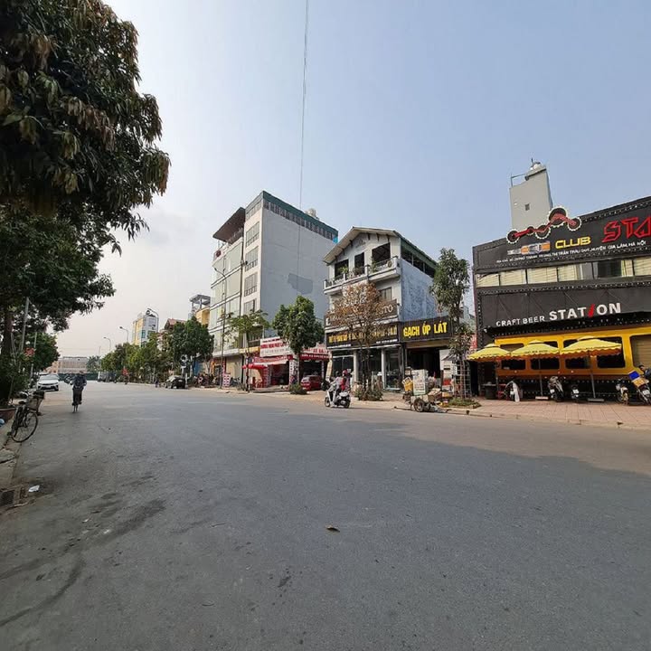 Nhà 2 tầng Đa Tốn, Gia Lâm 200m² giá 20 tỷ - Thiết kế hiện đại, sẵn sổ