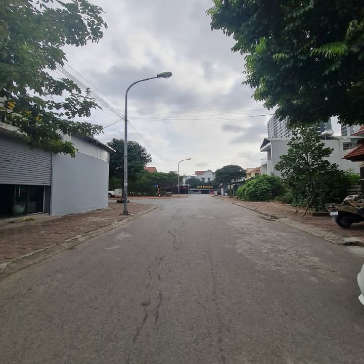 Nhà Đa Tốn, Gia Lâm 200m² giá 20 tỷ - Nhà mới hiện đại, full nội thất!