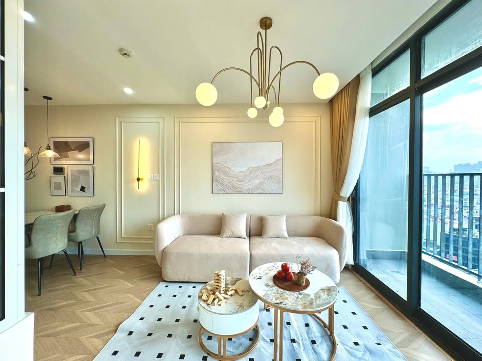 Căn hộ Golden Park Cầu Giấy 85m² giá 16 triệu - Full nội thất đẹp, sẵn sàng vào ở!