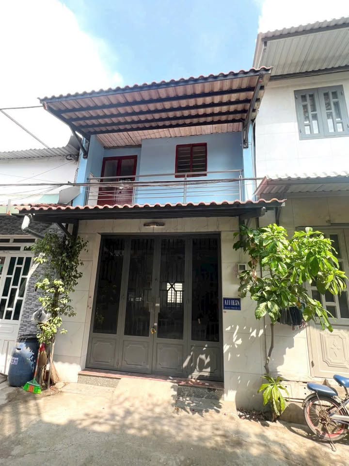 Nhà 4x7m tại Tân Vĩnh Lộc, Bình Chánh giá 1.05 tỷ - Nhà đẹp, hẻm thông thoáng