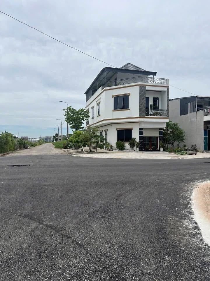 Lô đất Quảng Thịnh 116m² giá 1.9 tỷ - Đầu tư thông minh ngay hôm nay!