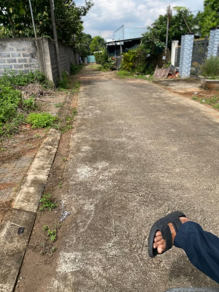 Đất nền Hoà Long 140m² giá 1.28 tỷ - Đường xe hơi thuận tiện!