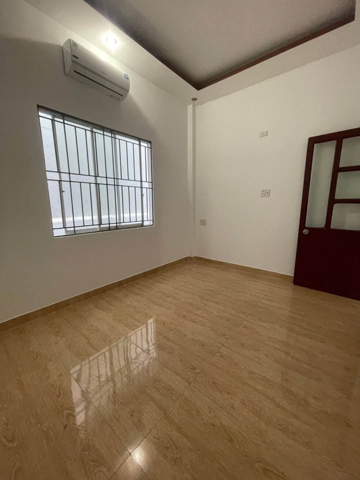 Cho thuê nhà nguyên căn mặt tiền đường Nguyễn Trãi, Nha Trang - Giá chỉ 35 triệu/tháng