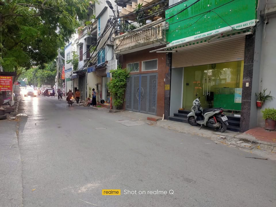 Bán nhà mặt phố 321 Bùi Xương Trạch 64m² giá 3.89 tỷ - Kinh doanh sầm uất, chính chủ!