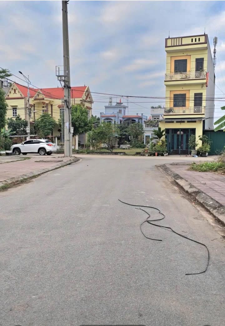 Đất nền Hiệp Hòa Bắc Giang 82m² giá 1.7 tỷ - Vị trí đẹp, giao thông thuận tiện!