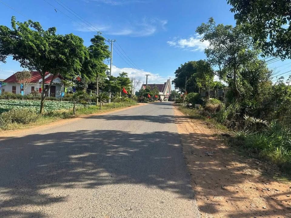 Đất nền tại Nhà thờ Tu Tra, Đơn Dương 270m² - Pháp lý sổ hồng chính chủ