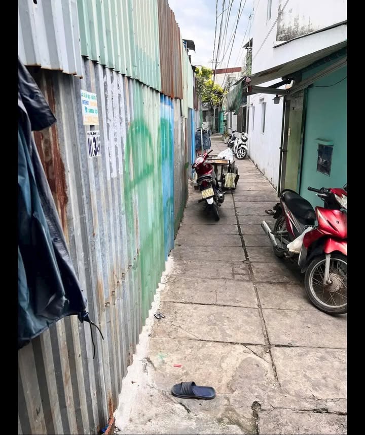 Nhà hẻm 2056 Huỳnh Tấn Phát, Nhà Bè 21m² giá 650 triệu - Chính chủ bán gấp!