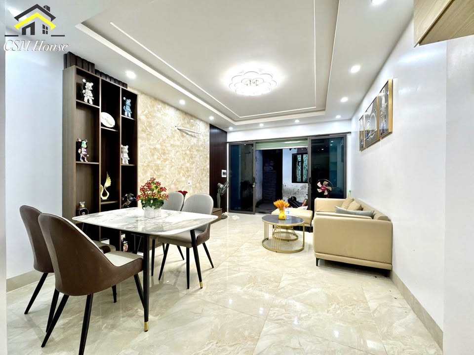 Nhà phố Lạch Tray, quận Lê Chân, 35m² giá 2.55 tỷ - Pháp lý rõ ràng, sẵn sàng ở ngay!