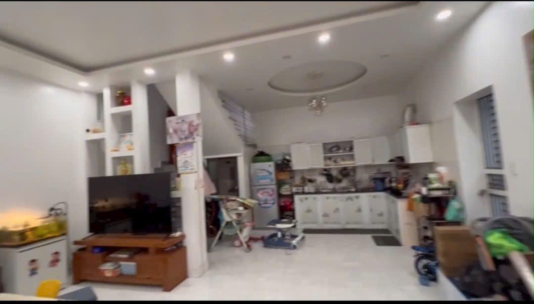 Nhà 2 tầng lô góc tại TDP Quỳnh Cư Hùng Vương 42m² giá chỉ 1.7 tỷ - Cơ hội sở hữu tuyệt vời!