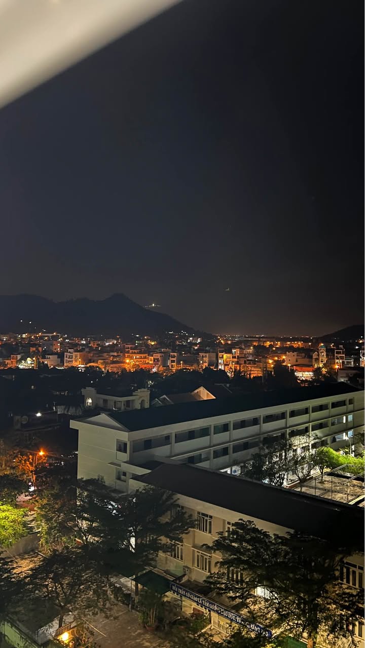 Căn góc Chung cư Hoàng Quân Nha Trang 70m² giá 2.45 tỷ - Chính chủ bán gấp!