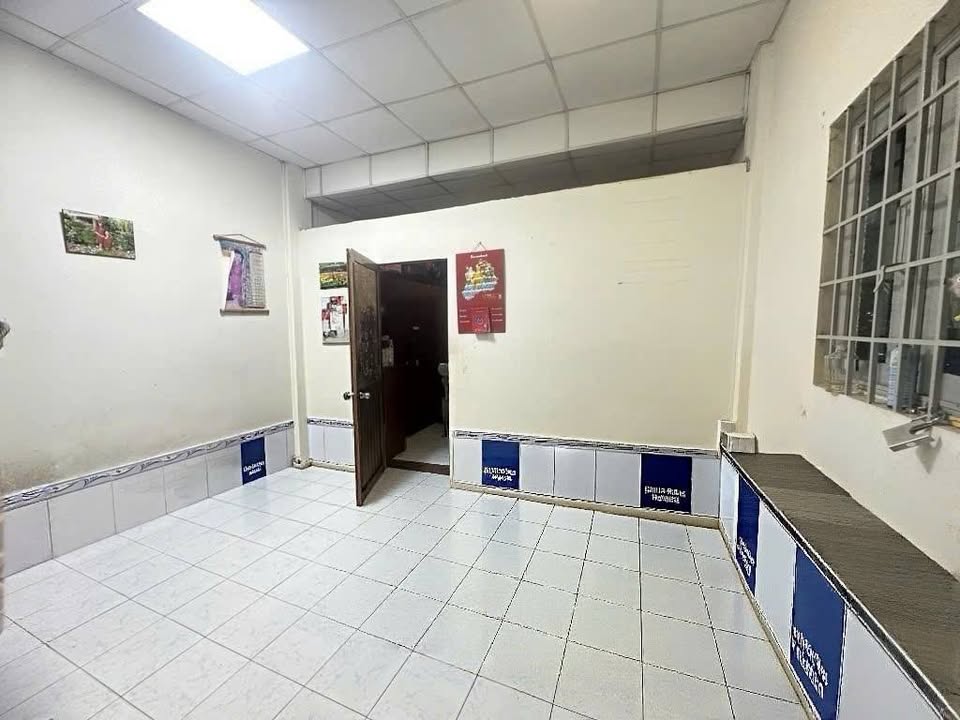 Nhà cấp 4 Thủ Đức 100m² giá 7 tỷ - Vị trí đắc địa gần ĐH Ngân Hàng!