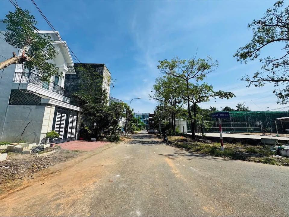 Đất nền 120m² đường số 49 KDC 586, Hưng Phú, Cần Thơ - Đối diện công viên, giá chỉ 2.75 tỷ!