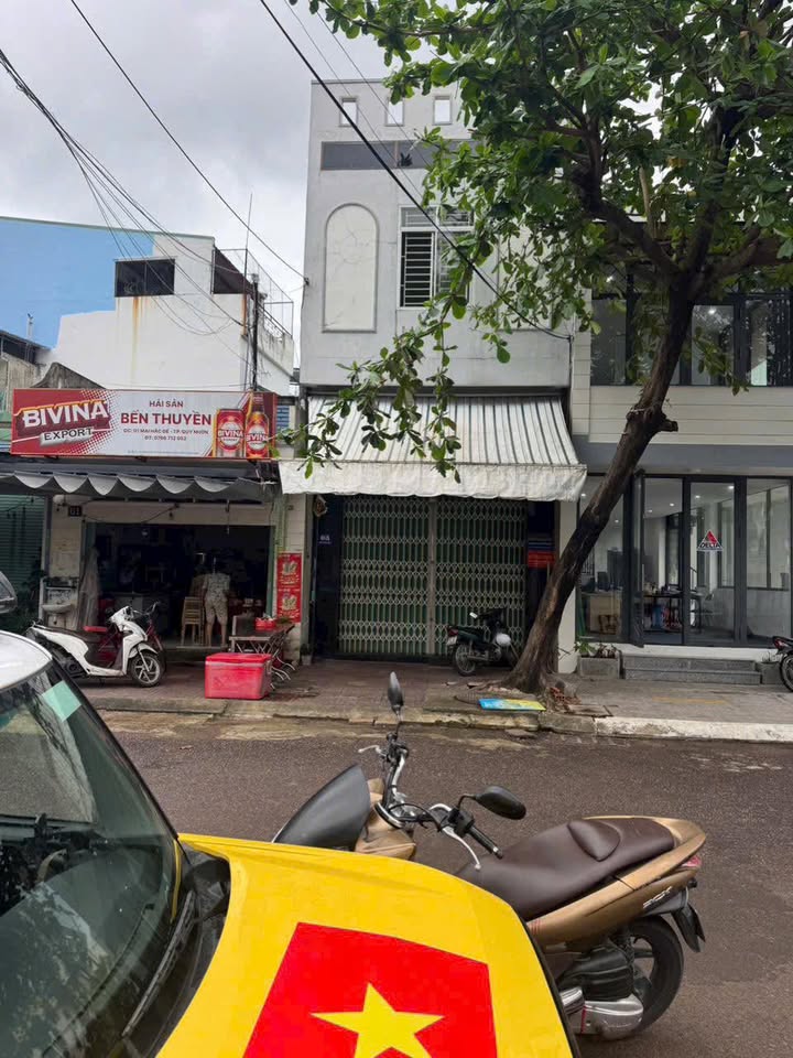 Nhà mặt tiền Mai Hắc Đế, Quy Nhơn 50m² giá 5.4 tỷ - Vị trí kinh doanh đắc địa!