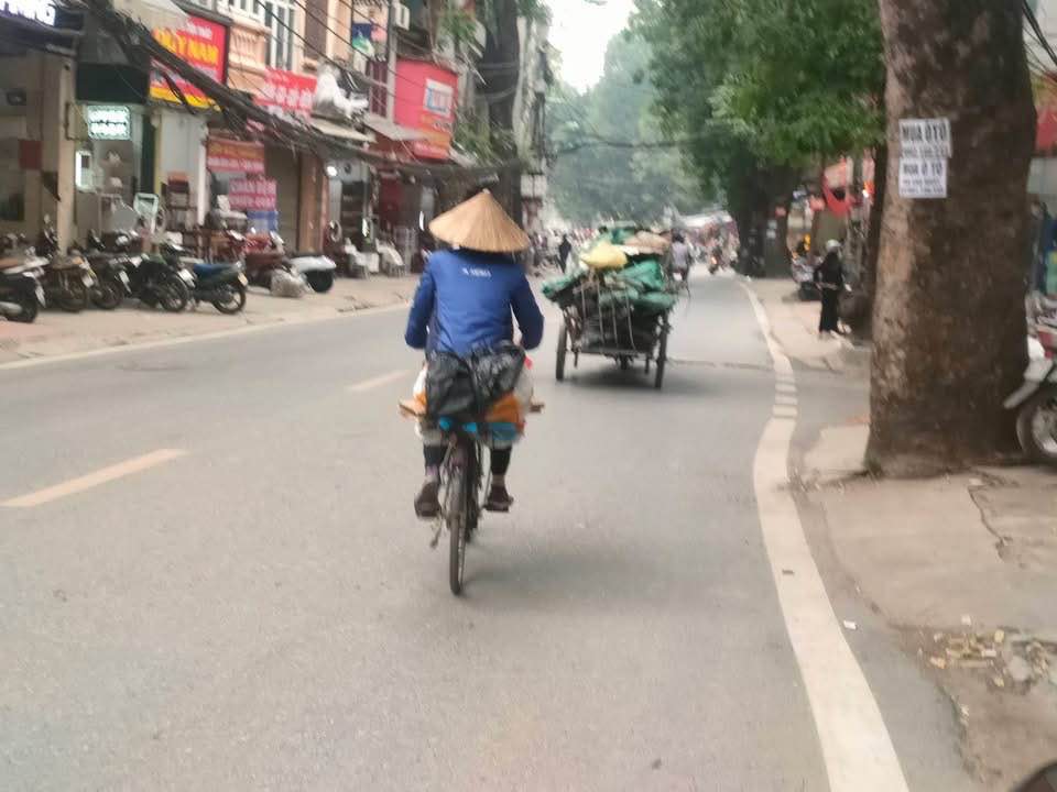 Nhà mặt phố La Thành Đống Đa 55m² giá 21 tỷ - Kinh doanh sầm uất ngay trung tâm!