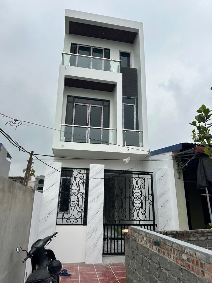 Nhà độc lập Đồng Hòa 58m² giá 3 tỷ - Sân cổng riêng hiếm có!