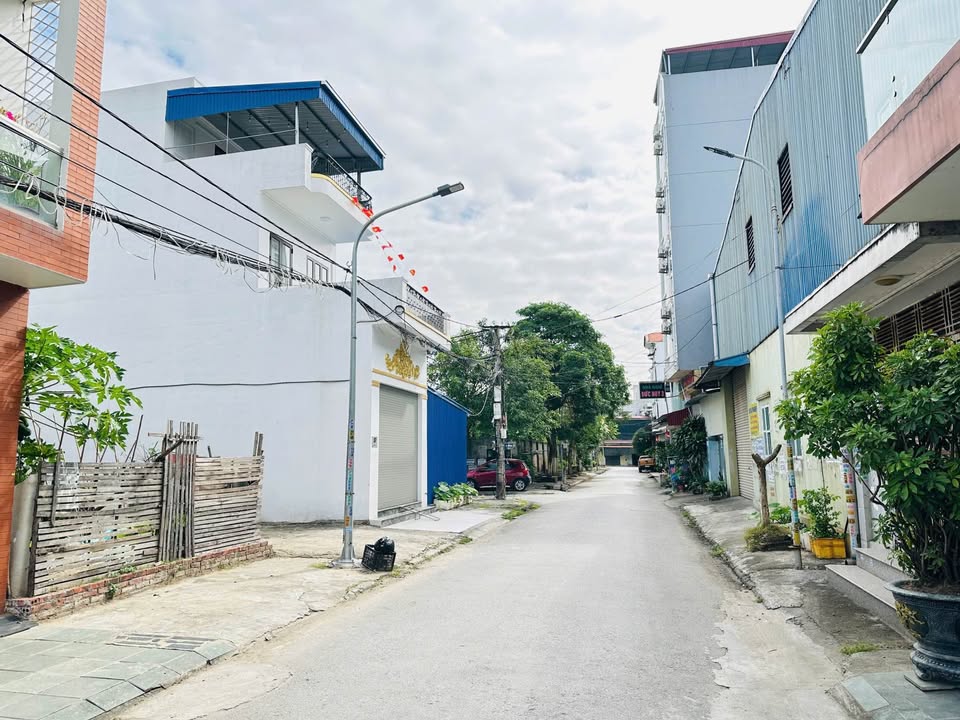 Lô đất mặt đường 12m - Khu dân cư An Trang, An Hải giá 4.5 tỷ - Cơ hội đầu tư hấp dẫn!