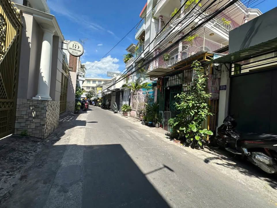 Nhà mặt tiền đường Núi Một, Nha Trang 46.9m² - Vị trí kinh doanh lý tưởng!