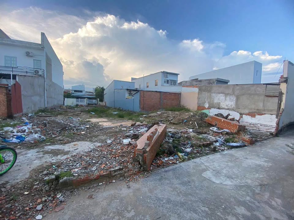 Đất nền Hẻm 85, Phạm Ngũ Lão, 75.4m² giá 2 tỷ - Pháp lý rõ ràng, xây dựng tự do!