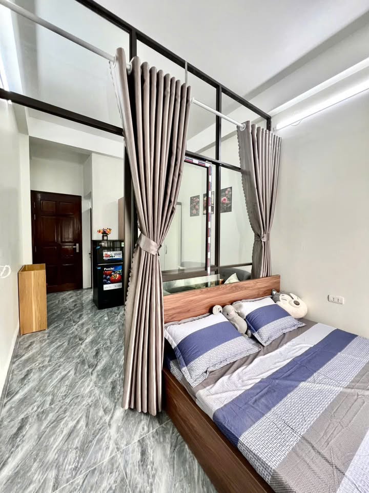 Studio cho thuê tại 178 Tây Sơn, Đống Đa, 6 triệu/tháng - Nhà mới có thang máy