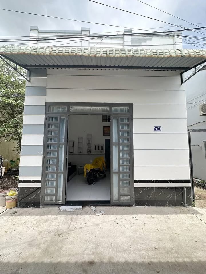 Nhà trệt lửng 40m² giá 1.58 tỷ - Gần Đại học Y Dược Cần Thơ!