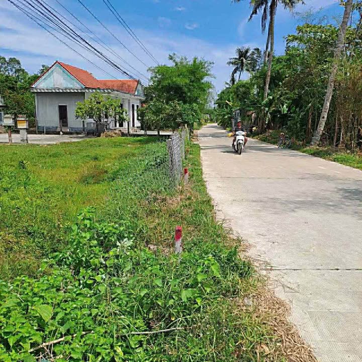 Nhà mặt tiền Xuân Ổ Phú Vang 125m² giá 670 triệu - Kinh doanh thuận lợi!