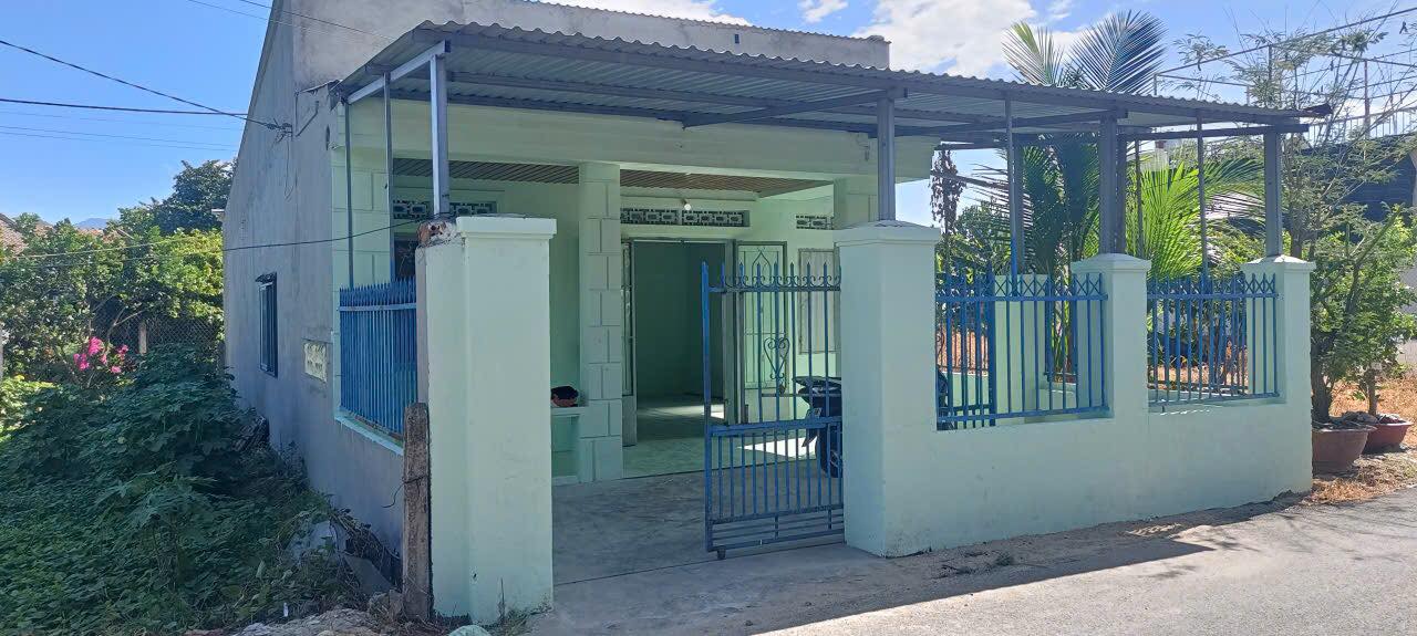 Nhà riêng tại thôn Quang Thạnh, Diên Lạc, Diên Khánh 114m² giá 1.38 tỷ - Tiềm năng kinh doanh cao!