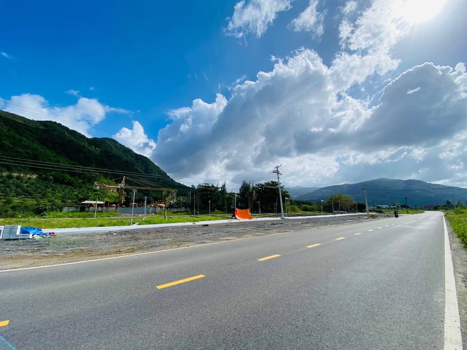 Đất kinh doanh Suối Dầu Cam Lâm 75m² giá 1 tỷ - Cơ hội đầu tư hấp dẫn!