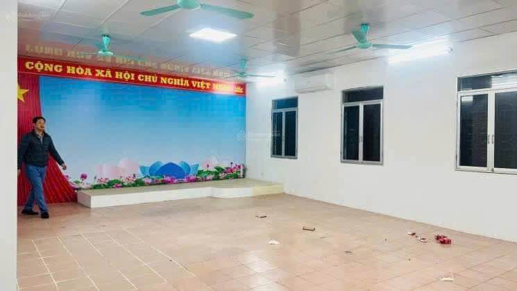 Nhà cho thuê ngõ 212 Hoàng Quốc Việt 130m² giá 16 triệu - Phù hợp làm văn phòng kinh doanh online!