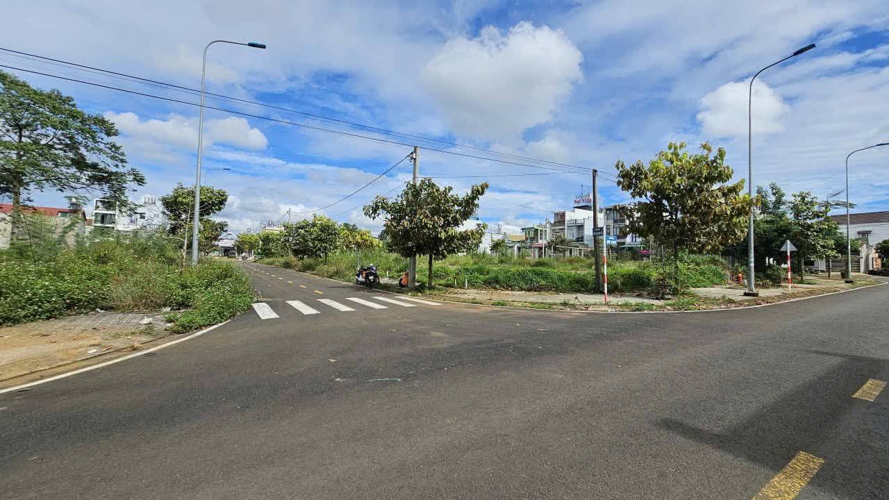 Đất nền liền kề tại khu phố Hà Giang, Bảo Lộc 140m² giá 6.2 tỷ - Cơ hội đầu tư tuyệt vời!