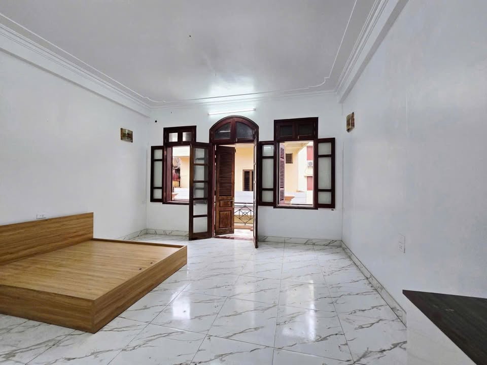 Phòng cho thuê tại ngõ 279 Đội Cấn, 4.5 triệu - Tiện nghi đầy đủ, giờ giấc tự do!