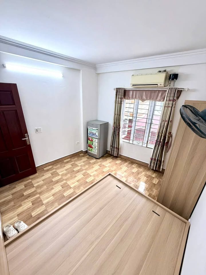 Phòng trọ cho thuê tại ngõ 155/2 Ngũ Nhạc, 2 triệu/tháng - Tiện nghi đầy đủ, giờ giấc tự do!