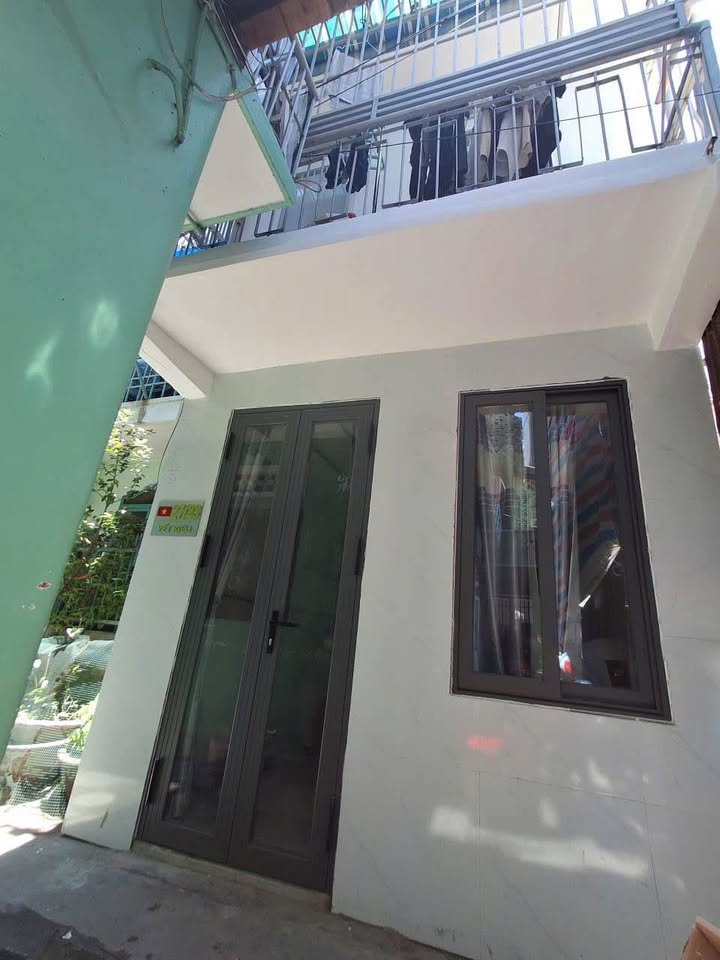 Nhà bán gấp tại đường Yết Kiêu, Vạn Thạnh, Nha Trang 28m² giá 2.15 tỷ - Sẵn sàng vào ở!