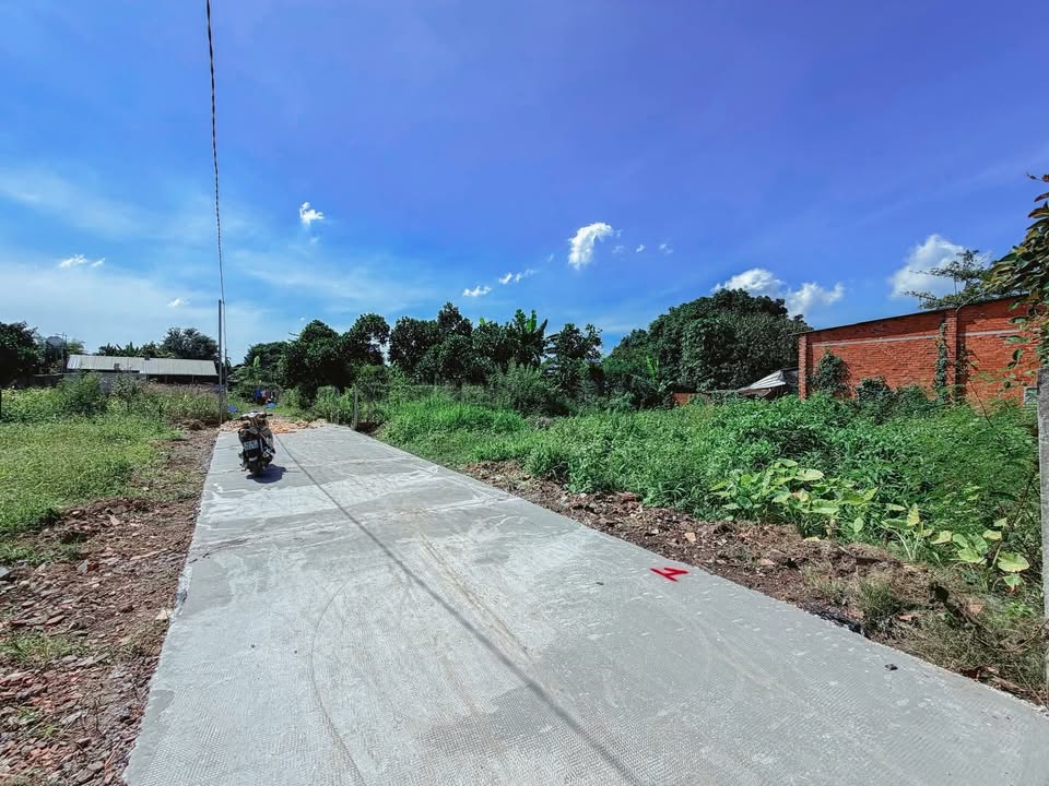 Đất nền Bảo Vinh, Long Khánh 100m² giá 890 triệu - Gần chợ và trường học!