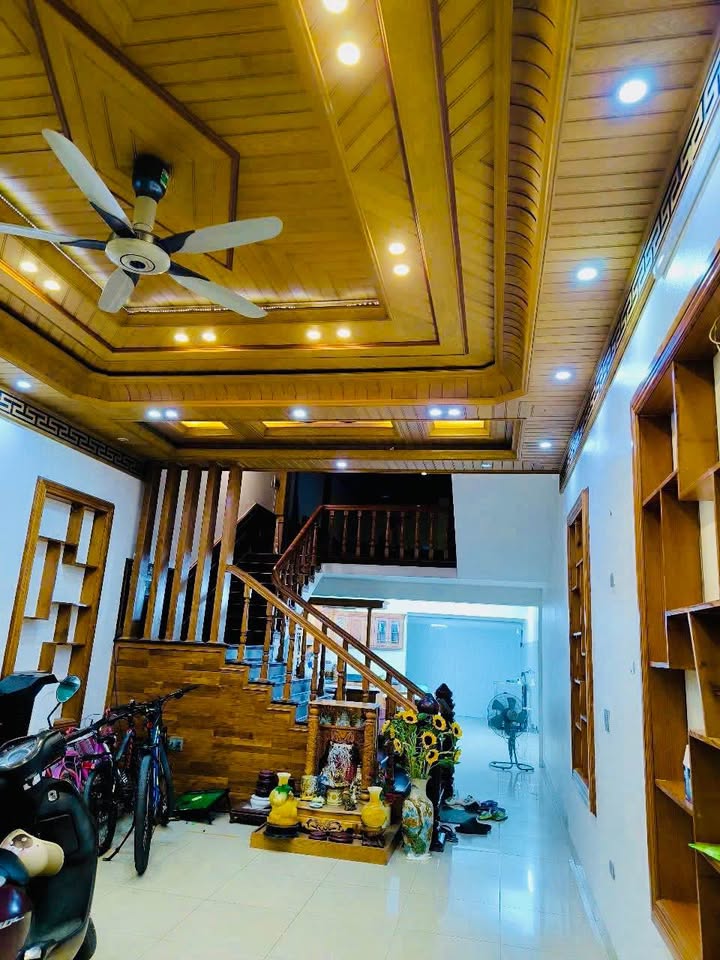 Nhà FrontHouse 90m² tại phố Lê Hoàn, Thanh Hóa - Cơ hội vàng cho nhà đầu tư!