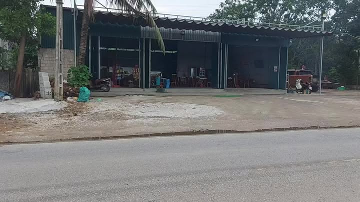 Kho cho thuê tại đường 217B, xã Hà Long, huyện Hà Trung - Diện tích 300m², giá thỏa thuận!