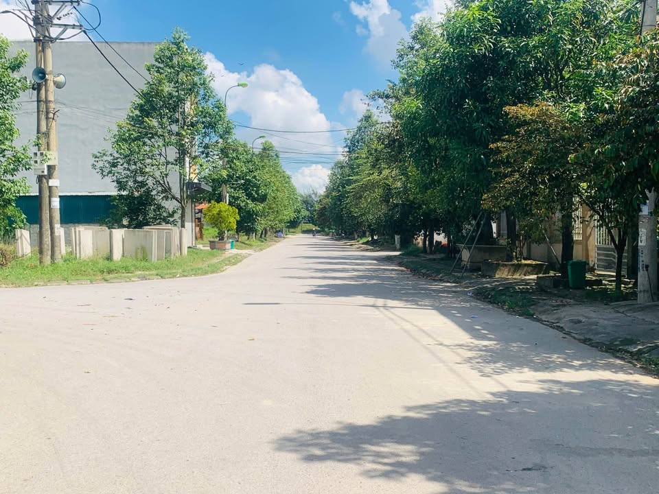 Bán lô đất ĐẦU VE 103m² tại phường Quảng Hưng, giá chỉ 2.2 tỷ - Đầu tư sinh lời tốt!