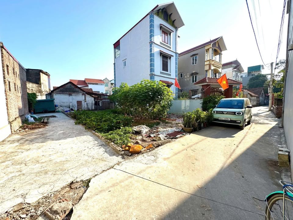 Lô góc 40m² tại xã Thanh Oai giá 2 tỷ - Ô tô 7 chỗ đỗ cửa