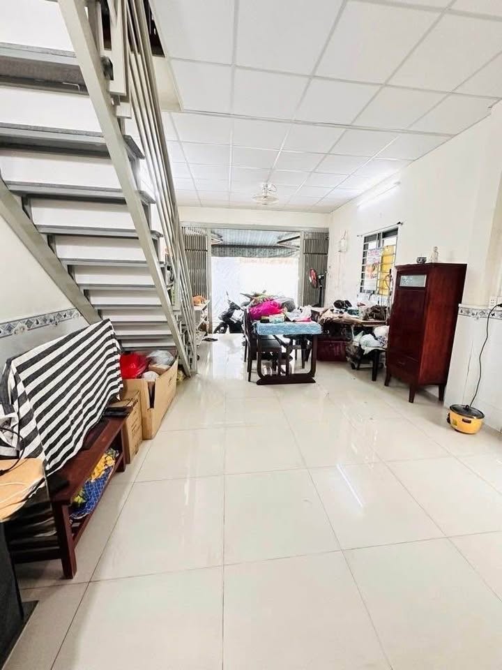 Nhà bán Tân Phú 40m² giá 3 tỷ - Cơ hội đầu tư hấp dẫn!
