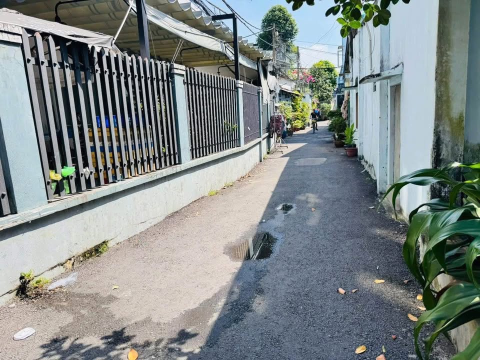 Nhà riêng Linh Xuân Thủ Đức 75.9m² giá 3.9 tỷ - Sổ hồng chính chủ