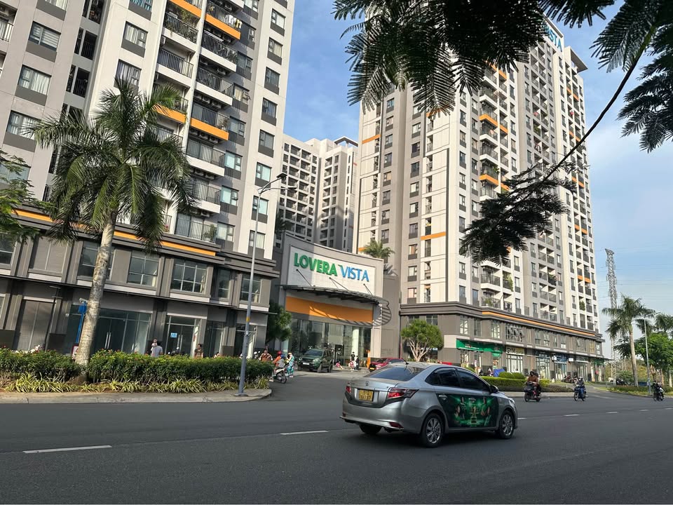 Căn hộ chung cư Lovera Vista Khang Điền Bình Chánh 83m² giá 3.9 tỷ - Sổ hồng cầm tay, vay ngân hàng 70%!